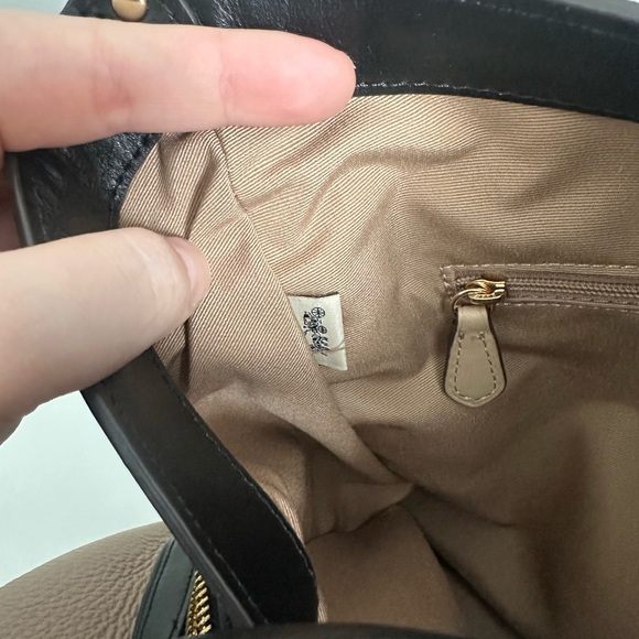 Coach Women's Cream, Tan, and Black Shoulder Bag - Picture 9 of 11